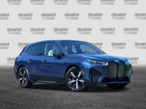 Certified 2023 BMW iX xDrive50 w/ Premium Package AWD/4WD image 2