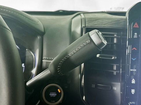 New 2025 RAM 3500 Limited w/ Towing Technology Group image 12