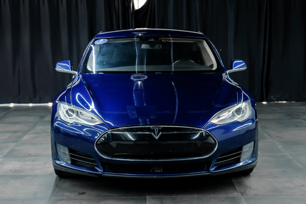 Used 2015 Tesla Model S 70D AWD/4WD image 5