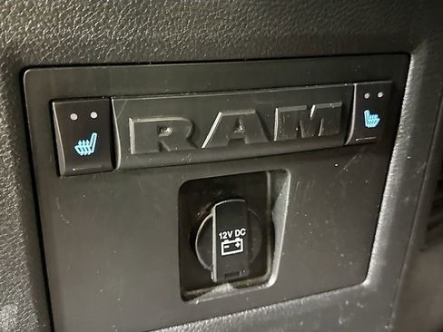 Used 2017 RAM 2500 Laramie w/ Sport Appearance Group image 29