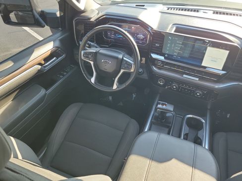 Used 2023 Chevrolet Silverado 1500 RST image 12