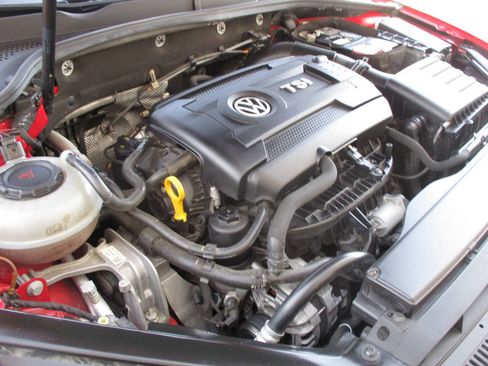 Used 2018 Volkswagen Golf Alltrack SE image 39