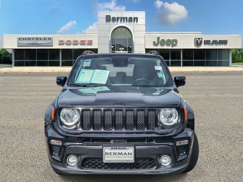 Used 2020 Jeep Renegade Altitude FWD image 5