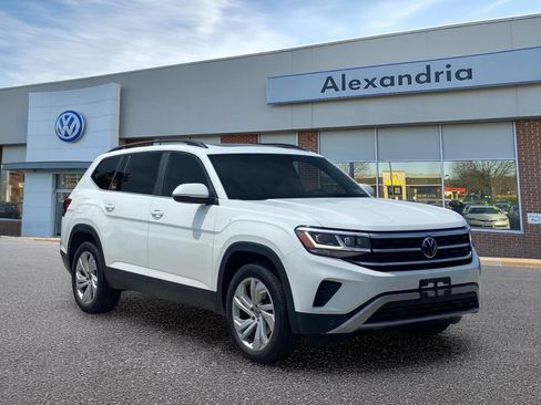 Certified 2023 Volkswagen Atlas SE w/ Panoramic Sunroof Package AWD/4WD image 1
