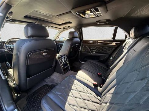 Used 2015 Bentley Flying Spur V8 image 12