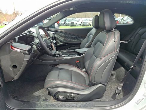 New 2024 Dodge Charger R/T w/ Plus Group image 9