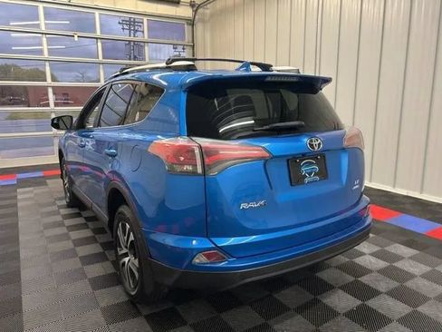 Used 2016 Toyota RAV4 LE AWD/4WD image 5