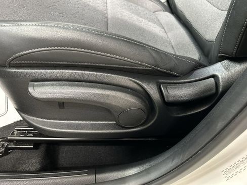 Certified 2024 Kia Seltos S image 10