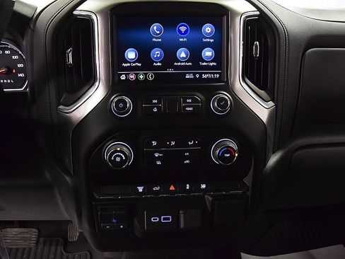 Used 2023 Chevrolet Silverado 3500 LT image 26