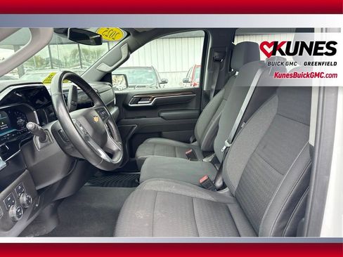 Used 2025 Chevrolet Silverado 1500 LT w/ Work Truck Package AWD/4WD image 30