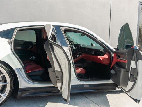 Used 2020 Porsche Taycan Turbo S image 52