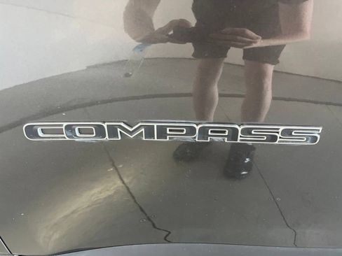 Used 2018 Jeep Compass Sport w/ Cold Weather Group AWD/4WD image 35