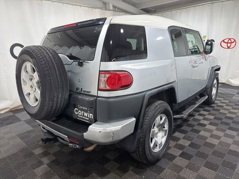 Used 2008 Toyota FJ Cruiser 4WD image 4