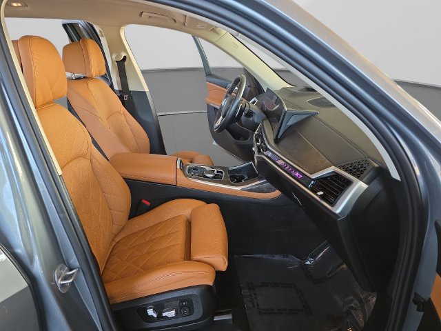 Used 2023 BMW X7 xDrive40i w/ Premium Package AWD/4WD image 33