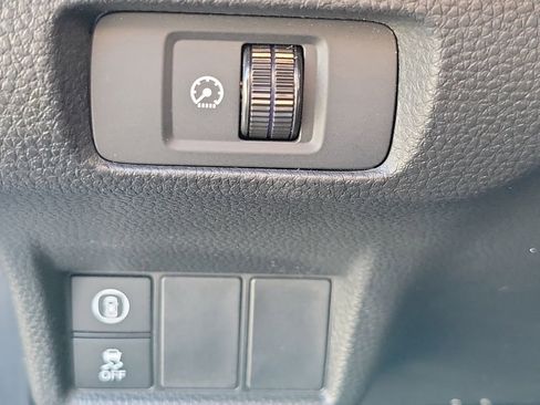 Used 2023 Honda Civic Sport image 18