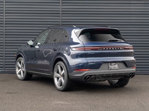 New 2026 Porsche Cayenne image 3