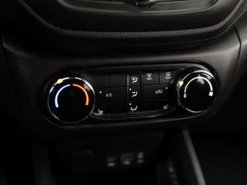 Used 2023 Chevrolet TrailBlazer LT AWD/4WD image 15