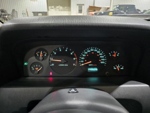 Used 2004 Jeep Grand Cherokee Laredo w/ Convenience Group image 35