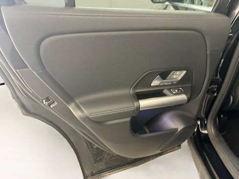Used 2025 Mercedes-Benz GLA 250 4MATIC image 26