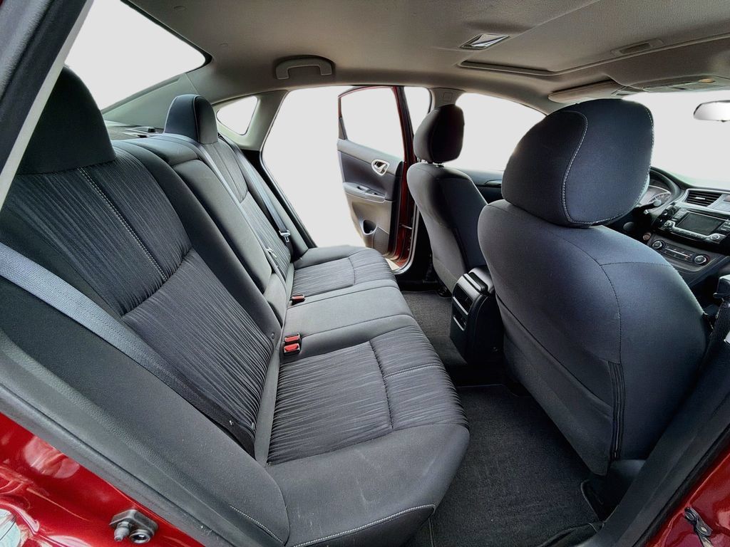 Used 2017 Nissan Sentra SV w/ Style Package FWD image 29