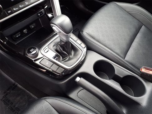 Used 2023 Kia Seltos EX image 20