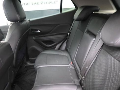 Used 2021 Buick Encore Preferred w/ Safety Package II AWD/4WD image 18