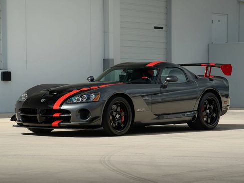 Used 2009 Dodge Viper ACR RWD image 1