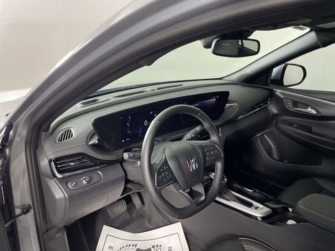 Used 2025 Buick Envista Avenir image 10