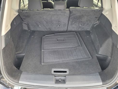 Used 2024 Nissan Rogue SV image 7