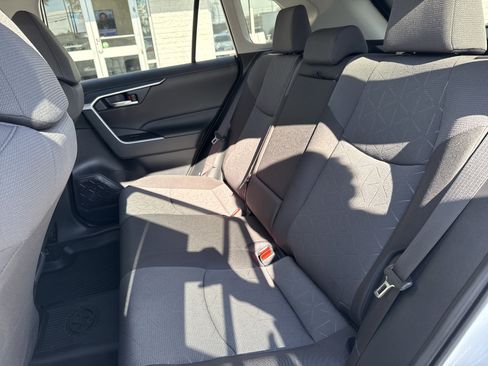 Used 2024 Toyota RAV4 XLE image 12