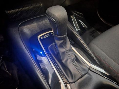 Used 2024 Toyota Corolla SE image 12