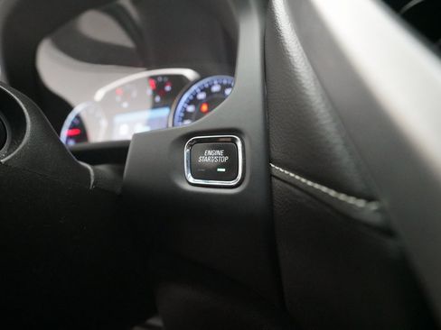 Used 2023 GMC Acadia SLT w/ Elevation Edition image 32