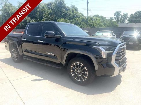 Used 2024 Toyota Tundra Limited w/ Power Package AWD/4WD image 1