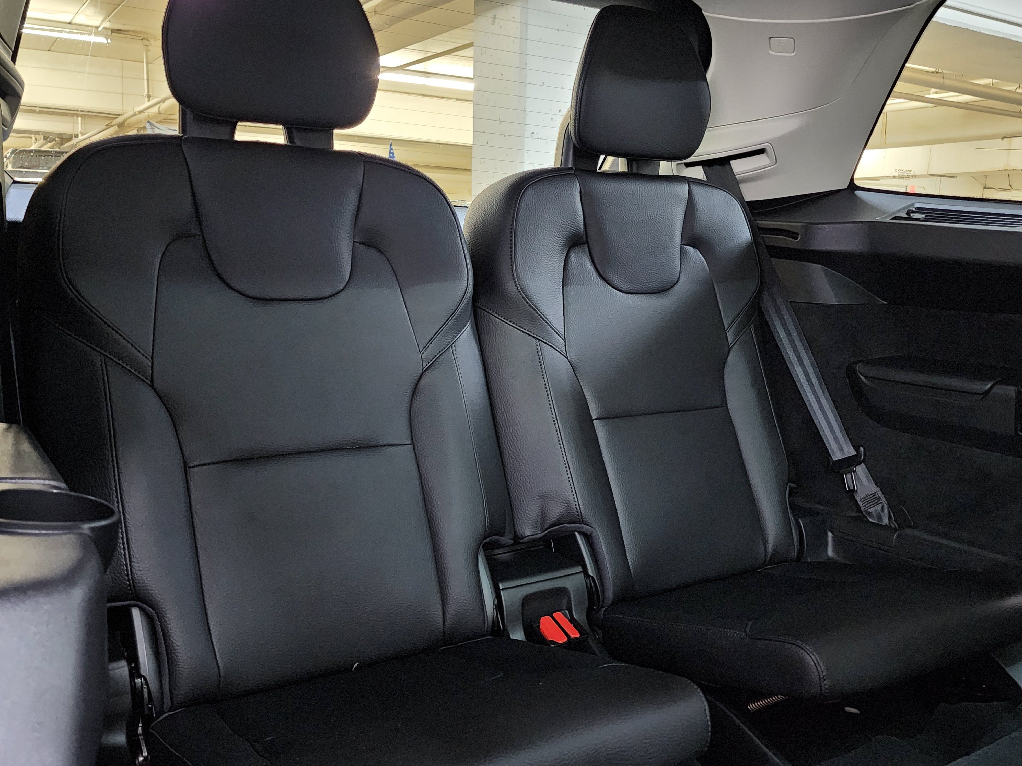 Used 2022 Volvo XC90 T6 Momentum w/ Advanced Package AWD/4WD image 24
