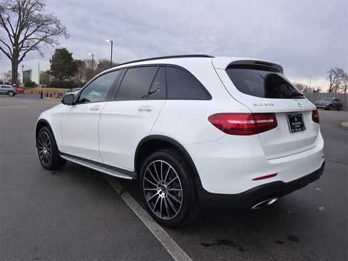 Used 2019 Mercedes-Benz GLC 300 image 3