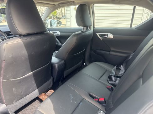 Used 2013 Lexus CT 200h w/ Premium Pkg image 10