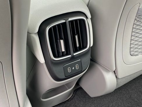 New 2025 Hyundai Ioniq 6 SEL RWD image 28