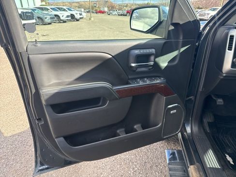 Used 2018 GMC Sierra 1500 SLT image 9