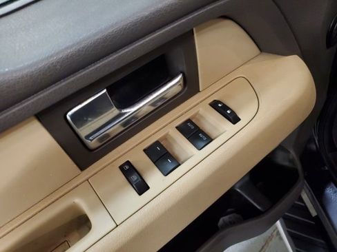 Used 2013 Ford F150 XLT w/ Luxury Equipment Group image 14