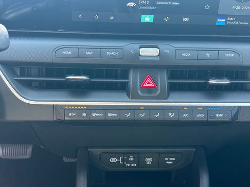 Used 2025 Kia K4 FWD image 29