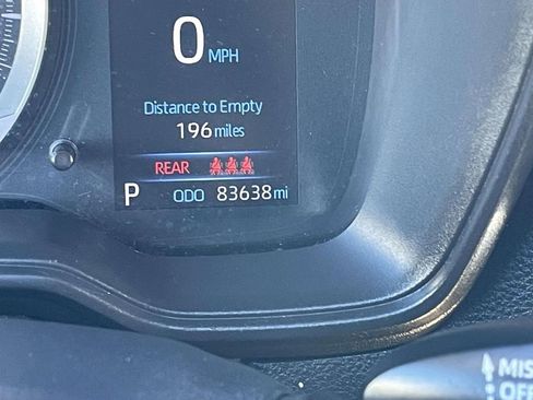 Used 2022 Toyota Corolla LE image 36