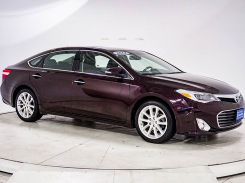 Used 2014 Toyota Avalon Limited image 12
