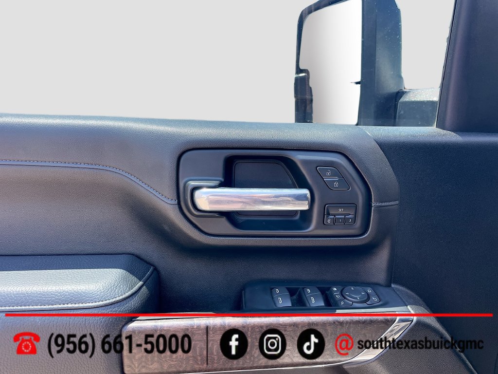 Used 2023 GMC Sierra 2500 Denali w/ Denali Ultimate Package AWD/4WD image 10