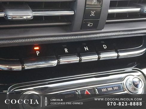 Certified 2022 Lincoln Corsair AWD w/ Equipment Group 101A image 15