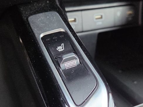 Used 2022 Kia Sorento EX AWD/4WD image 16