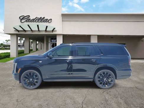 Certified 2025 Cadillac Escalade Sport Platinum w/ LPO, ONYX Package AWD/4WD image 2