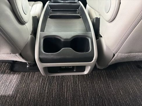 Used 2022 Honda Odyssey EX-L image 28