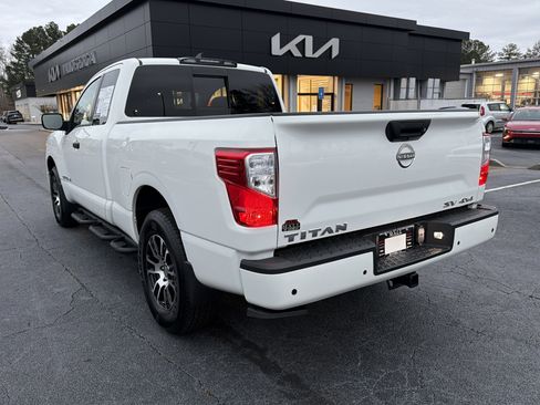 Used 2024 Nissan Titan SV w/ Accessory Utility Package image 5