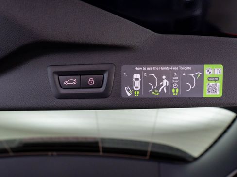 New 2026 BMW X7 xDrive40i w/ M Sport Package AWD/4WD image 37