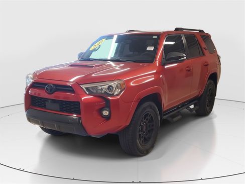Used 2022 Toyota 4Runner TRD Off-Road Premium image 3